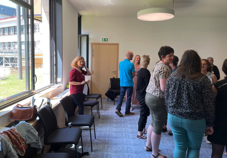 Une image de formation à la facilitation en intelligence collective : un temps pour se mettre en mouvement et passer à l'action